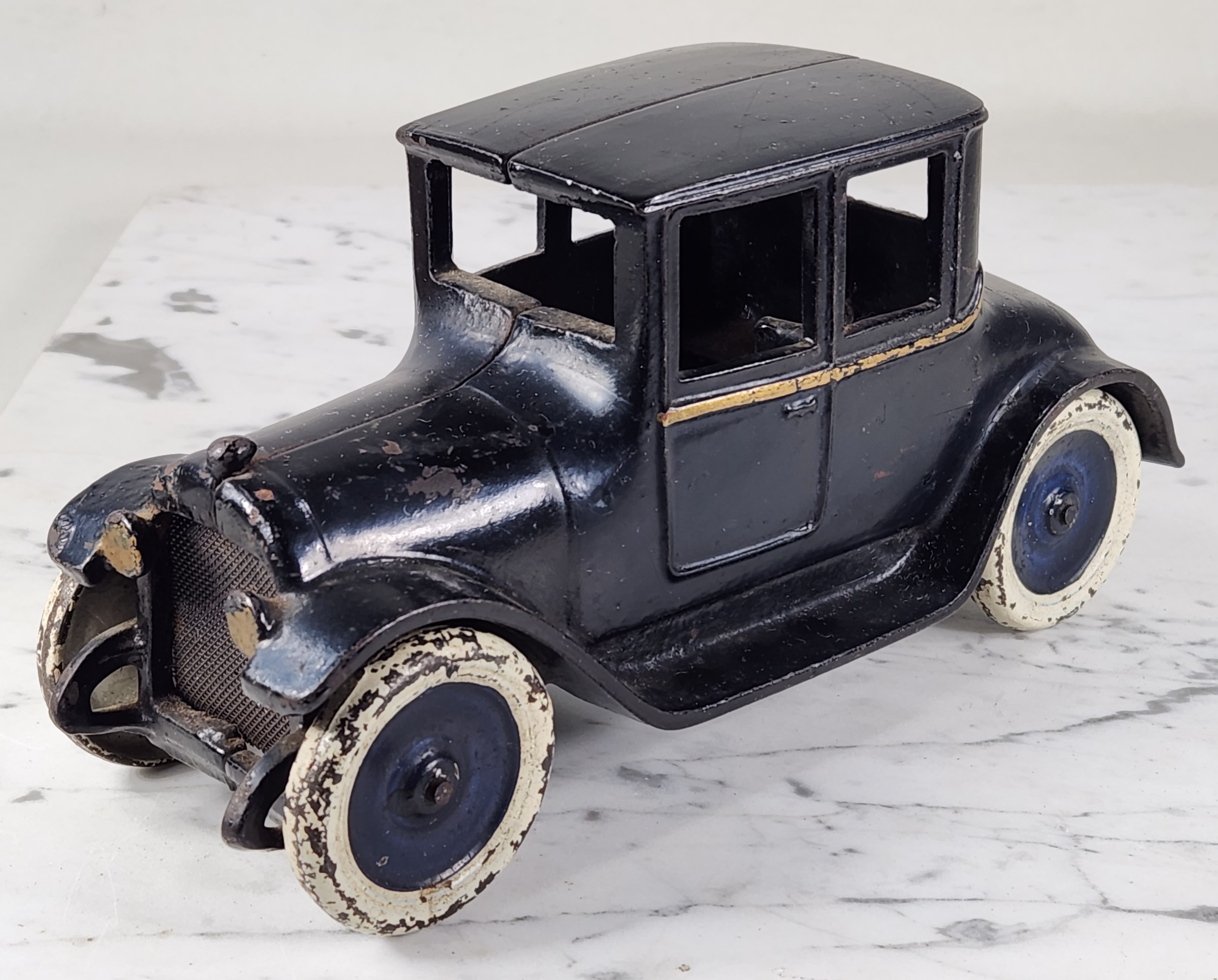 Item: Arcade 1922 Cast Iron Dodge